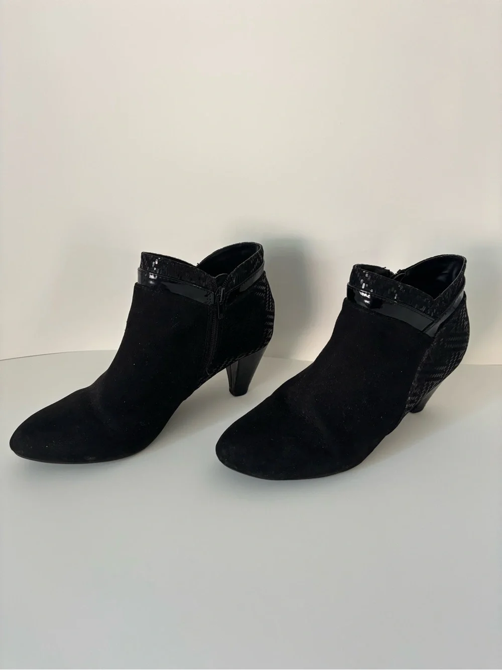 Women's Karen Scott Black Ankle Booties with Patent Trim